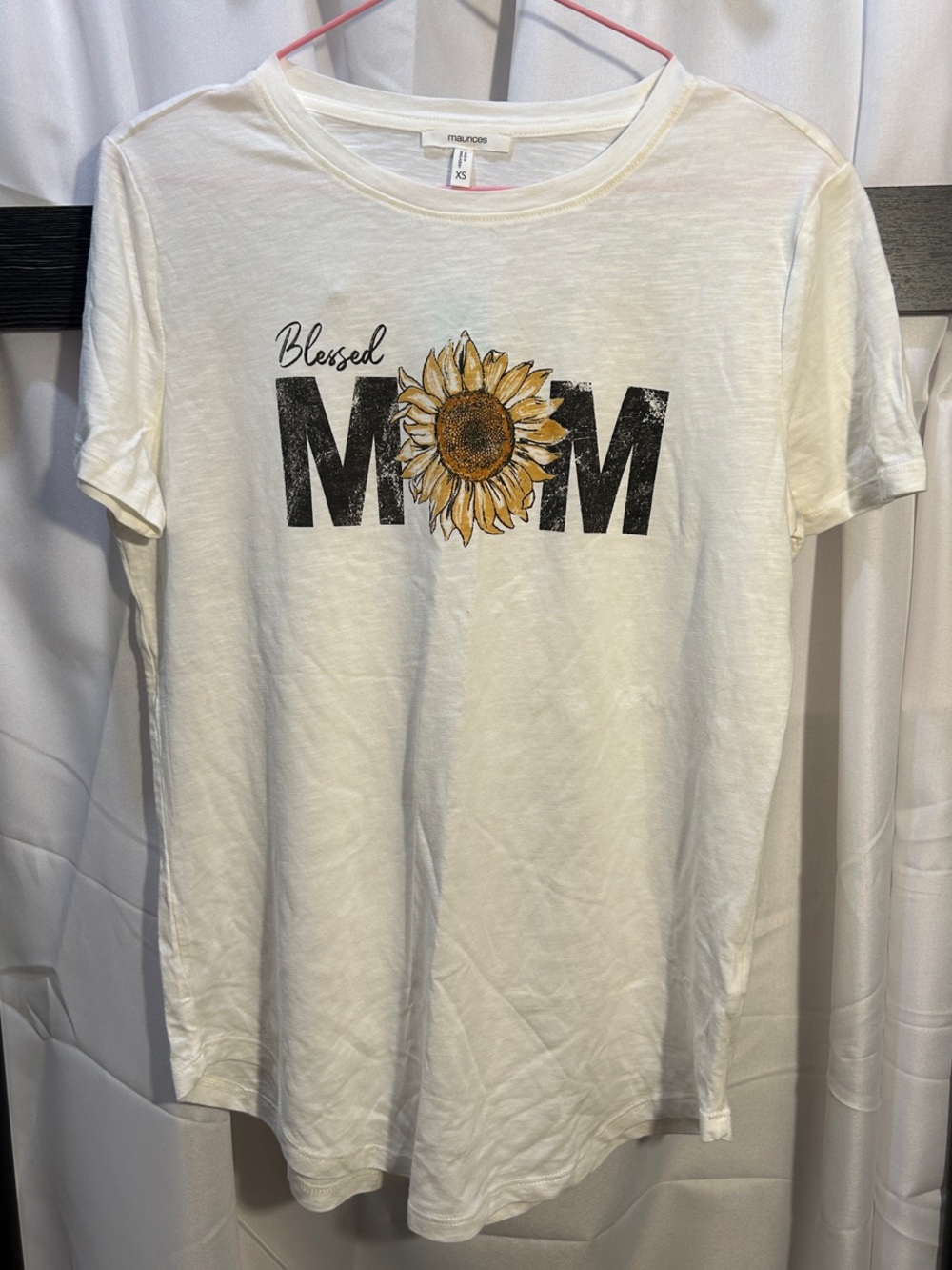 NWT Maurice’s ‘Blessed MOM’ Sunflower Graphic Tee - White